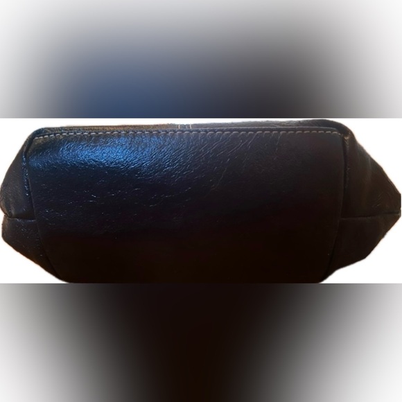 Nine West embroidered floral black small handbag. - Picture 4 of 11